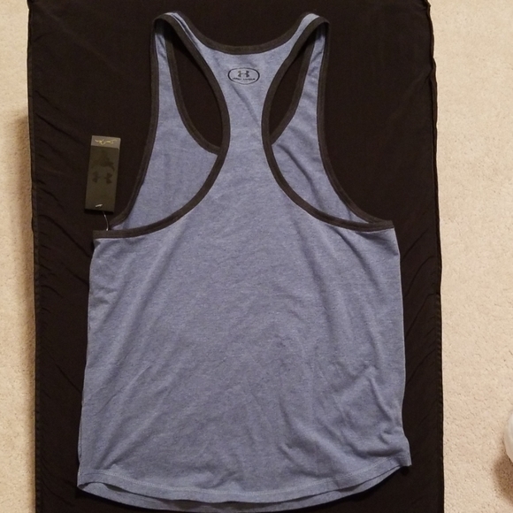 🛍 2 x $35 Under Armour Project Rock Muscle Tank - Picture 2 of 2